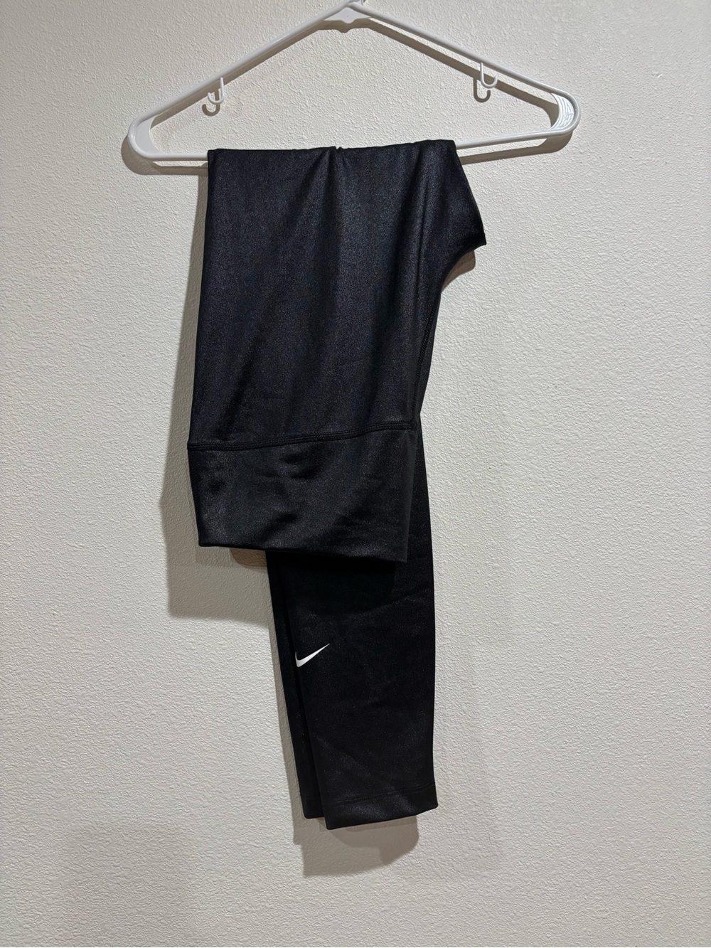 Nike Black Women's Athletic Leggings with White Swoosh